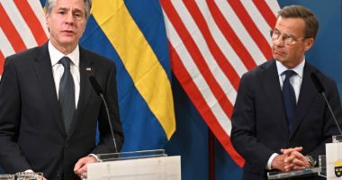 Stire din Actualitate : Secretarul de stat Antony Blinken: „A venit timpul pentru aderarea Suediei la NATO”