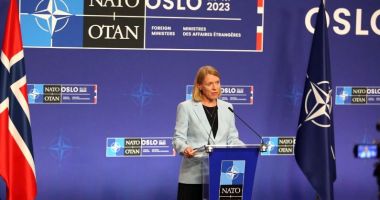Şefa diplomaţiei norvegiene îndeamnă Ungaria şi Turcia să aprobe aderarea Suediei la NATO