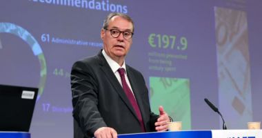 Stire din Actualitate : OLAF nu renunţă la solicitarea de a avea acces deplin în Parlamentul European