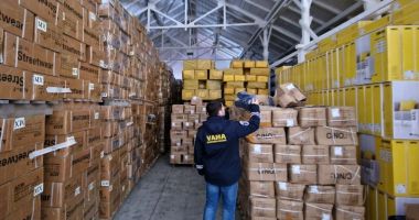 Stire din Economie : Moşteniri, moşteniri, moşteniri! Cu ochii pe averile inspectorilor vamali din Constanţa