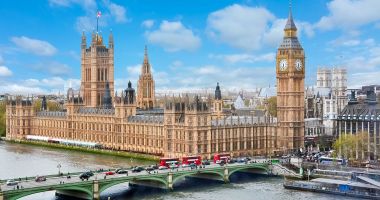 Stire din Actualitate : Sondaj: Majoritatea britanicilor consideră că ieşirea din UE a fost o eroare