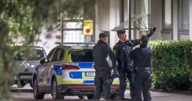 Stire din Actualitate : Poliţia suedeză autorizează o manifestaţie la care va fi ars un Coran în faţa unei moschei