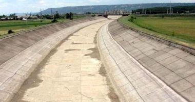 Agricultură / Lucrările la următorii 18 km din Canalul Siret-Bărăgan vor începe în martie 2024