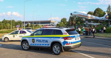Stire din Actualitate : Marţi, zi de doliu naţional în Republica Moldova, pentru comemorarea victimelor incidentului de la aeroport