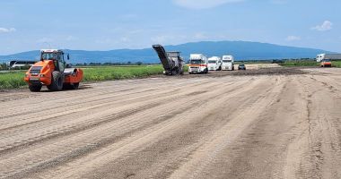 Stire din Economie : Energie, infrastructură, finanţe. INFO economic