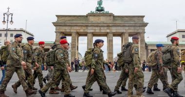 Stire din Actualitate : Ministrul german al Apărării: Armata se chinuie să recruteze personal
