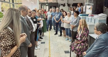 Stire din Economie : Proteste la Finanţe! Boloş: „Nu sunt de acord ca angajaţii cu venituri foarte mari să primească beneficii suplimentare”
