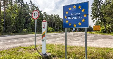 Stire din Actualitate : Lituania va menţine deschise pentru moment punctele de trecere a frontierei cu Belarus