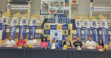 O investiţie necesară! Suprafaţă de joc la standarde europene, la Sala Sporturilor - 2