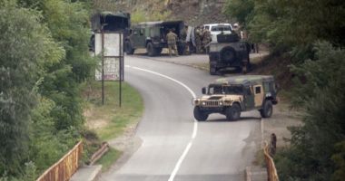 Stire din Actualitate : NATO îşi întăreşte prezenţa în Kosovo cu militari britanici