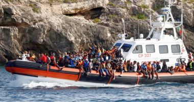 UE: Acord privind reforma migraţiei, înainte de summitul de la Granada