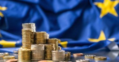 Stire din Economie : Firmele constănţene, consiliate pentru a atrage finanţări europene