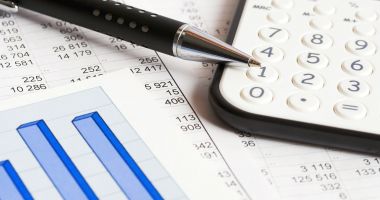 Stire din Economie : Deficitul balanţei comerciale a scăzut cu peste 18%, în primele nouă luni ale anului