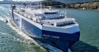 Stire din Economie : Navigator român, în mâinile rebelilor Houthi! Nava «Galaxy Leader», dusă lângă coasta statului Yemen