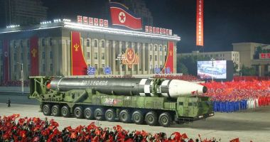 Stire din Actualitate : Coreea de Nord îşi întăreşte prezenţa militară la graniţă după lansarea unui satelit spion