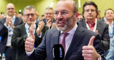 Liderul PPE, Manfred Weber, îi critică dur pe neonazişti, care vor să distrugă Europa