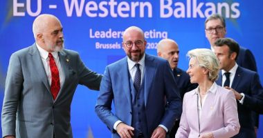 UE aşteaptă mai multe reforme de la ţările din Balcanii de Vest