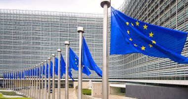 Stire din Actualitate : Proiectul Franţei de a vira 120 milioane de euro în contul agenţiei AFP, aprobat de Comisia Europeană