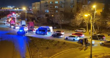 Stire din Economie : Bulevarde blocate, la Constanţa! Transportatorii şi agricultorii îşi strigă durerea