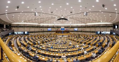 Stire din Actualitate : Eurodeputaţii, profund îngrijoraţi de un plan de reformă a codului penal din Slovacia