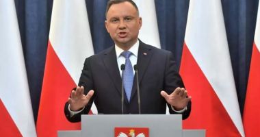Preşedintele Poloniei critică Bruxellesul pentru blocarea fondurilor