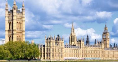 Stire din Actualitate : Guvernul britanic ia foarte în serios ameninţările de destabilizare din partea unor state străine
