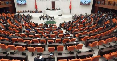 Stire din Actualitate : Parlamentul turc a ratificat aderarea Suediei la NATO. Ungaria, ultimul hop