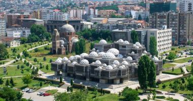 Stire din Actualitate : Grupul Quint cere Priştinei să anuleze decizia de a interzice dinarul sârbesc