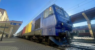 Stire din Economie : CFR Călători: 16 trenuri Intercity, puse în circulaţie în 2024