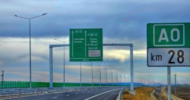 Stire din Economie : Deficit comercial, infrastructură rutieră, bursă. INFO economic