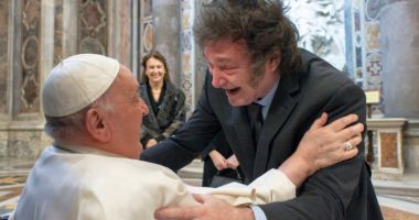 Stire din Actualitate : Preşedintele argentinian şi Papa Francisc, întâlnire istorică la Vatican