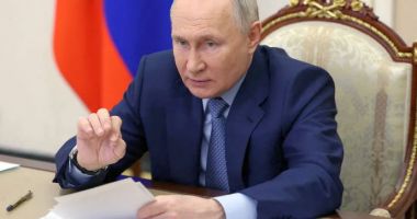 Vladimir Putin: Şefa diplomaţiei germane este ostilă faţă de Rusia, dar şi faţă de propria ţară