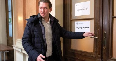 Stire din Actualitate : Fostul cancelar austriac Sebastian Kurz, găsit vinovat de falsă mărturie