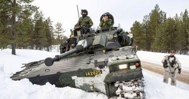 Stire din Actualitate : Forţele NATO au început manevrele militare în nordul extrem al Europei