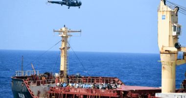 Stire din Economie : Navigatorii de pe cargoul „MV Ruen” au scăpat din ghearele piraţilor somalezi