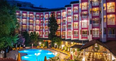 Stire din Economie : Planuri de vacanţă! Constănţenii vor putea zbura spre Antalya chiar de pe Aeroportul Mihail Kogălniceanu