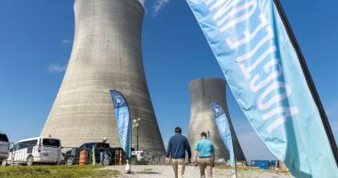 Stire din Economie : Comerţ, energie nucleară, servicii de piaţă. INFO economic