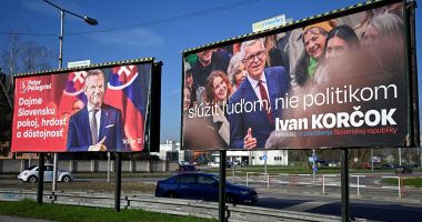 Stire din Actualitate : Slovacii îşi aleg preşedintele dintre doi rivali care au poziţii opuse în privinţa Ucrainei