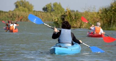 Stire din Economie : Litoralul, Delta Dunării şi staţiunile balneo, pe lista destinaţiilor preferate de români în mini-vacanţa de Paşte