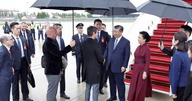 Xi Jinping şi-a început în Franţa primul său turneu european din 2019