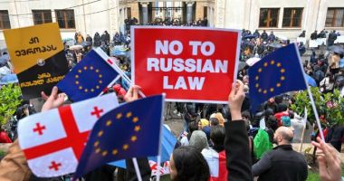 Stire din Actualitate : Georgia a adoptat definitiv legea asupra transparenţei influenţei străine