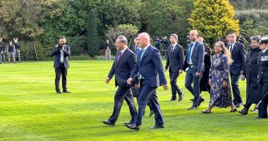 Stire din Actualitate : Premierul chinez, turneu în Oceania, având ca obiectiv dezvoltarea relaţiilor comerciale