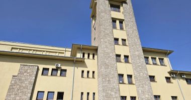 Stire din Economie : Arhitectura clădirii Bursa Nouă din Portul Constanţa, pusă din nou în valoare după reparaţiile capitale