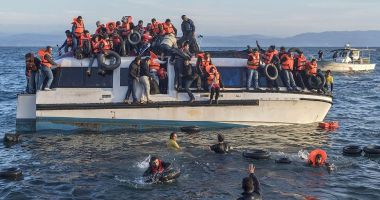 Stire din Actualitate : Bruxellesul aminteşte Greciei că trebuie să primească migranţii în mod adecvat