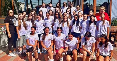 Stire din Sport : Tinerele baschetbaliste tricolore vor participa la turneul internaţional Slovenia Ball 2024