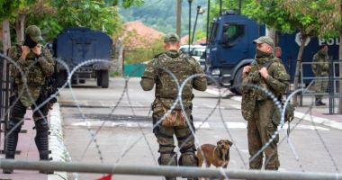 Stire din Actualitate : NATO avertizează cu privire la o eventuală redeschidere a podului de la Mitrovica