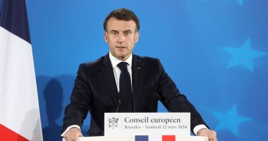 Stire din Actualitate : Criză politică în Franţa. Macron respinge un guvern de stânga şi anunţă noi consultări