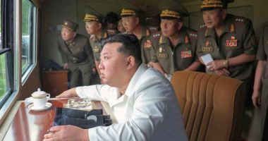 Stire din Actualitate : Coreea de Nord: Kim Jong Un a supervizat testarea unui lansator de rachete îmbunătăţit