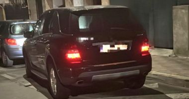 Stire din Eveniment : Scandal pe străzile din Mangalia! Şofer fugărit de poliţişti, prins băut şi posibil drogat