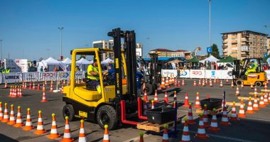Stire din Economie : Îndemânare şi talent! Cei mai buni motostivuitorişti din ţară, în competiţie la Constanţa